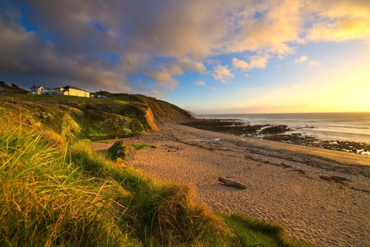 Oa Surf Club Bed & Breakfast Bude Exterior foto