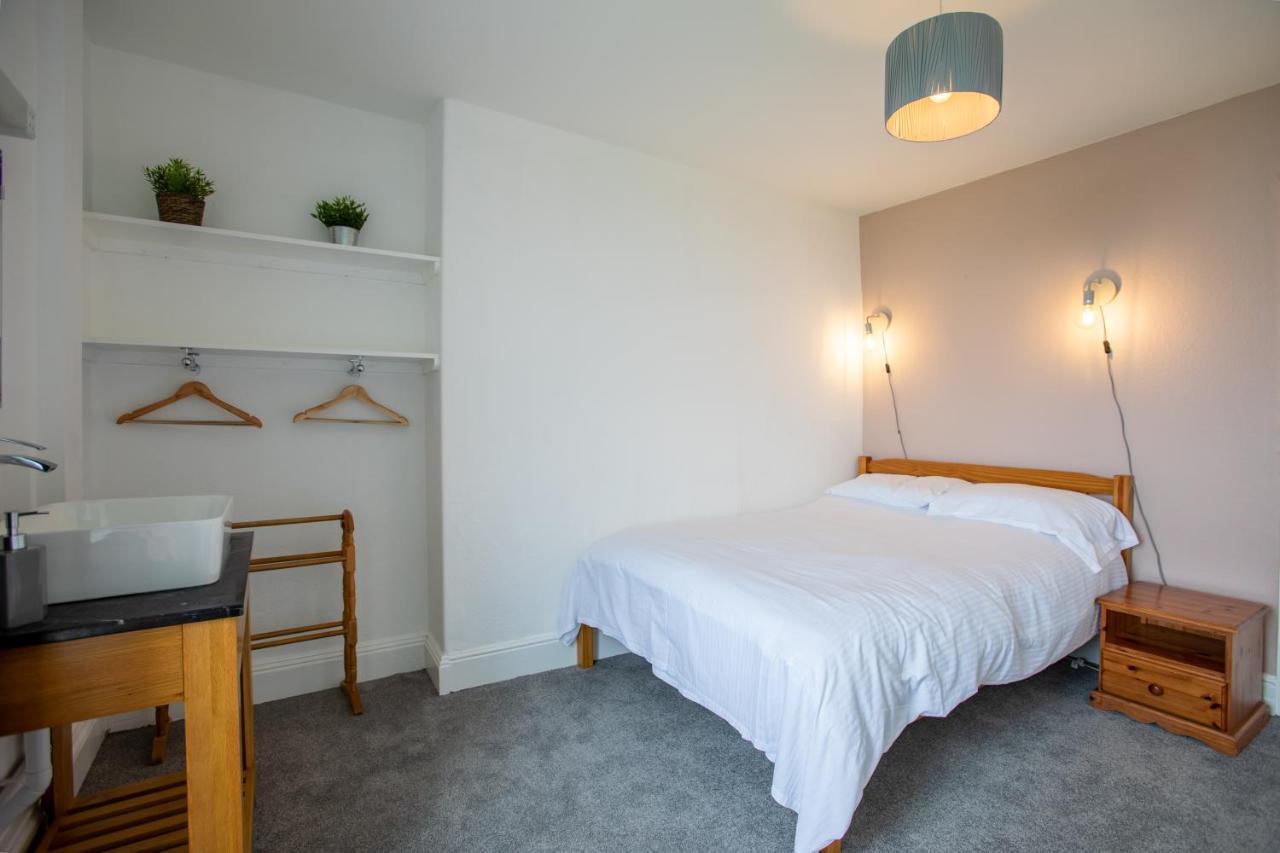 Oa Surf Club Bed & Breakfast Bude Exterior foto