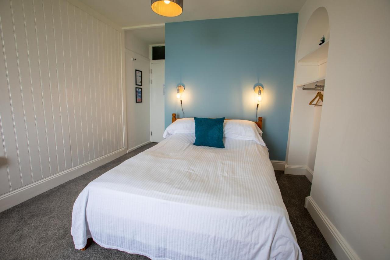 Oa Surf Club Bed & Breakfast Bude Exterior foto
